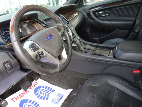 Used 2015 Ford Taurus Limited w/ Equipment Group 301A FWD image 11