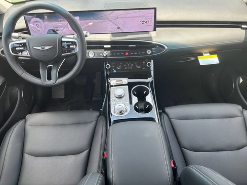 New 2026 Genesis GV70 2.5T AWD/4WD image 25