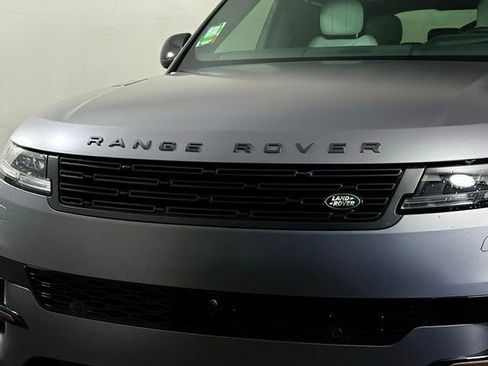 Used 2025 Land Rover Range Rover Sport Autobiography AWD/4WD image 12