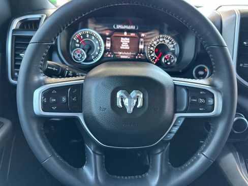 Used 2022 RAM 1500 Big Horn AWD/4WD image 21