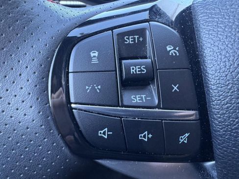 Used 2025 Ford Explorer ST-Line w/ ST-Line Street Pack image 16