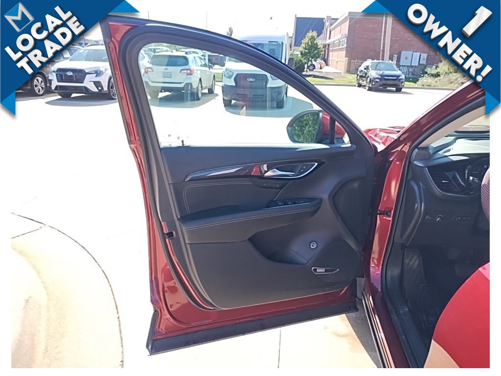 Used 2022 Buick Envision Essence w/ Technology Package I AWD/4WD image 12