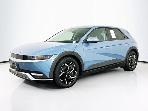 Used 2023 Hyundai Ioniq 5 SE image 3