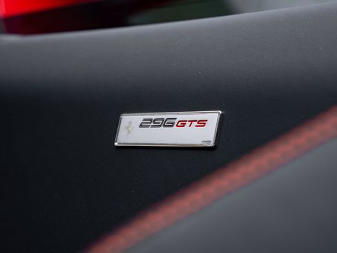 Used 2023 Ferrari 296 GTS image 23