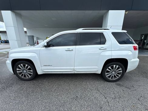 Used 2017 GMC Terrain Denali FWD image 2