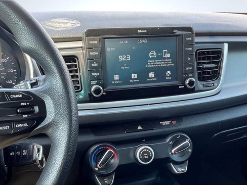 Used 2019 Kia Rio S image 6