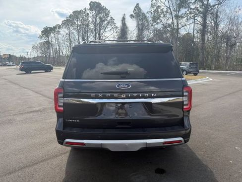 Used 2024 Ford Expedition Limited image 10