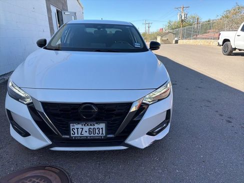 Used 2023 Nissan Sentra SR w/ Trunk Package image 4