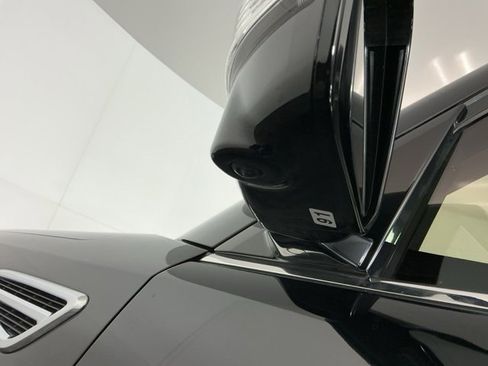 Used 2019 Nissan Armada SL image 11