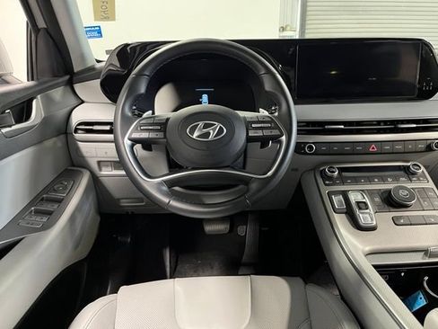 Used 2025 Hyundai Palisade SEL FWD image 21