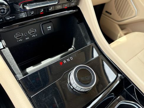 Used 2021 Jeep Grand Cherokee L Limited RWD image 24