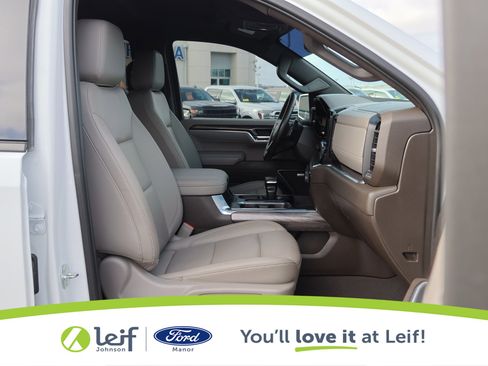 Used 2023 Chevrolet Silverado 1500 LTZ image 35