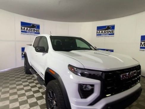 Certified 2024 GMC Canyon Elevation w/ Convenience Package image 4