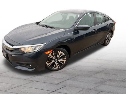 Used 2017 Honda Civic EX-T image 3