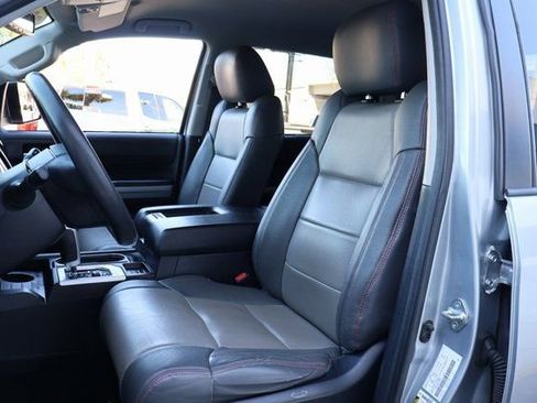 Used 2019 Toyota Tundra SR5 w/ SR5 Upgrade Package image 10