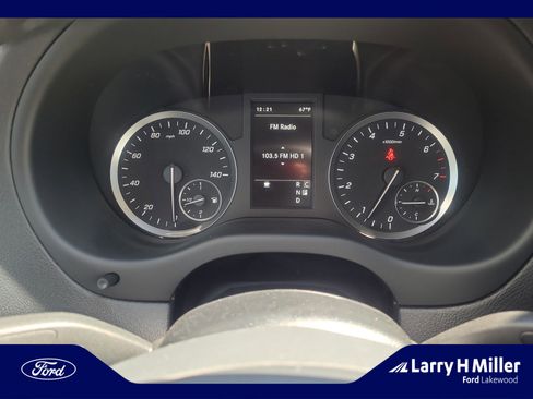 Used 2023 Mercedes-Benz Metris image 11
