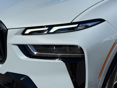 New 2026 BMW X7 xDrive40i w/ Executive Package image 9