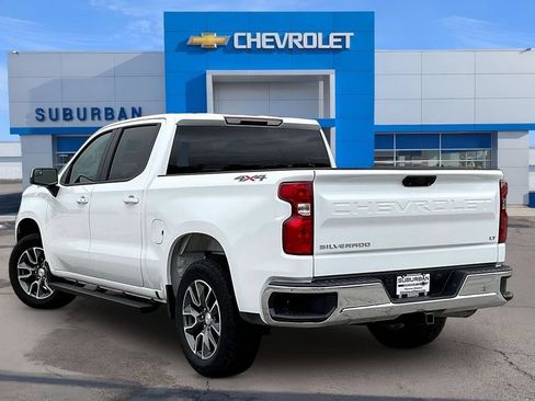 Used 2025 Chevrolet Silverado 1500 LT AWD/4WD image 3