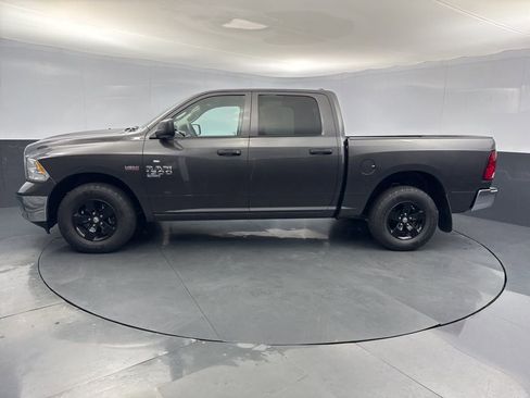 Used 2023 RAM 1500 Classic SLT w/ Protection Group AWD/4WD image 2