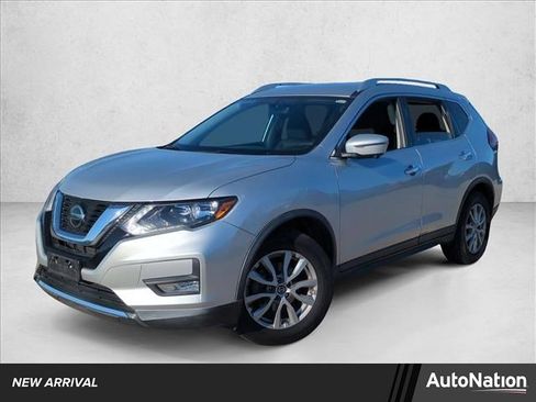 Used 2018 Nissan Rogue SV w/ Premium Package image 1