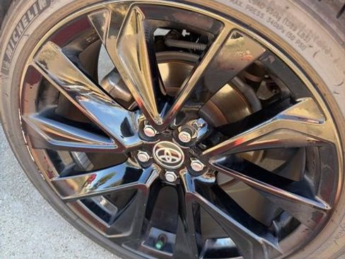 Used 2021 Toyota Corolla SE w/ Carpet Mat Package (TMS) image 3