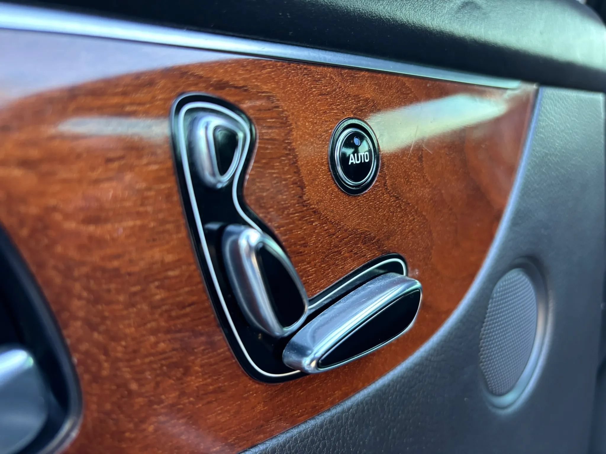 Used 2014 Hyundai Equus Signature RWD image 68