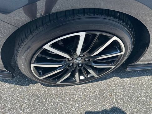 Certified 2025 Honda Accord Touring image 10