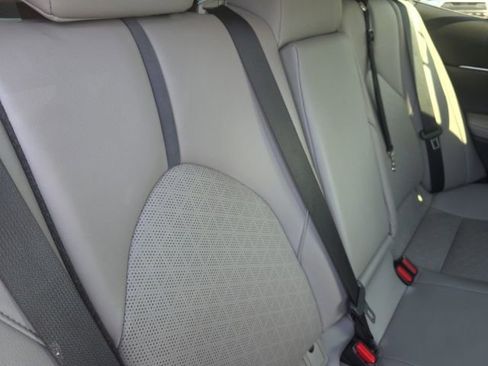 Used 2021 Toyota Camry XSE FWD image 12