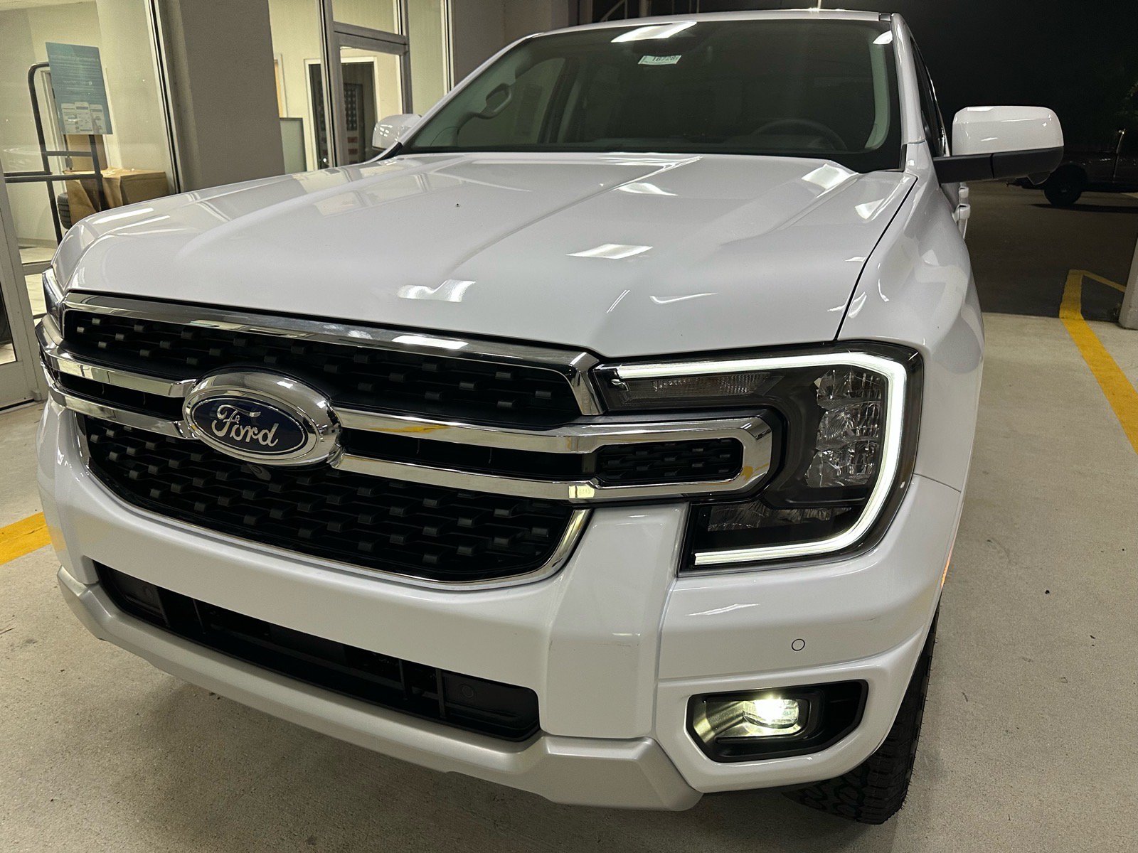 New 2026 Ford Ranger Lariat w/ Chrome Accent Package RWD image 2