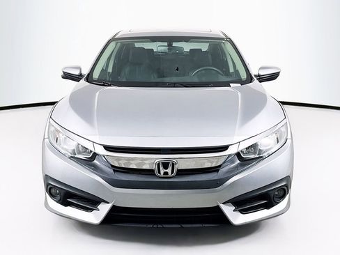 Used 2016 Honda Civic EX-L image 2