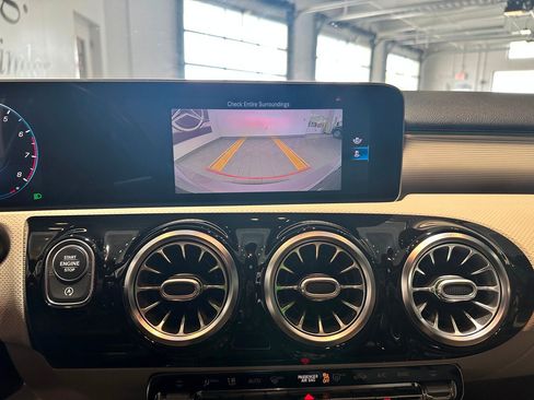 Used 2020 Mercedes-Benz A 220 4MATIC image 10