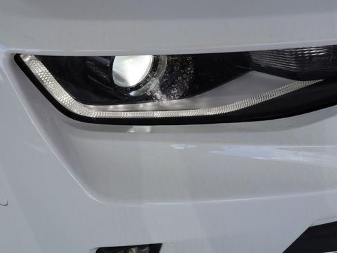 Used 2018 Chevrolet Camaro LT w/ RS Package image 49