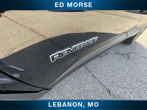 Used 2015 Jeep Renegade Limited AWD/4WD image 29