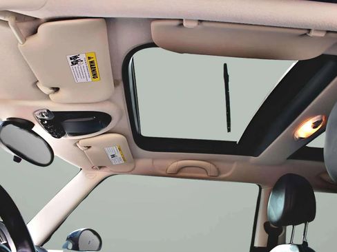 Used 2011 MINI Cooper S image 22