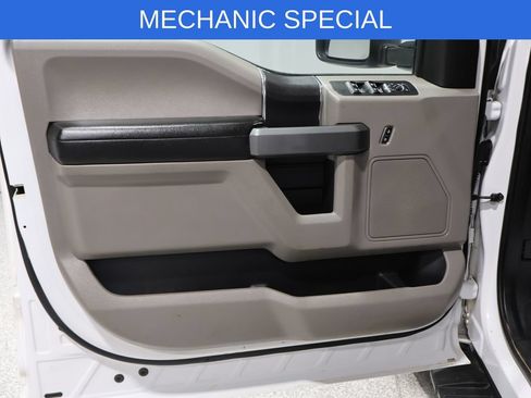Used 2018 Ford F150 XLT w/ Trailer Tow Package AWD/4WD image 16