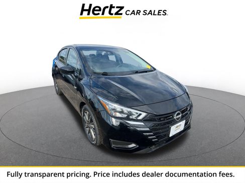 Used 2025 Nissan Versa SV FWD image 1