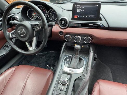 Used 2019 MAZDA MX-5 Miata Grand Touring image 11