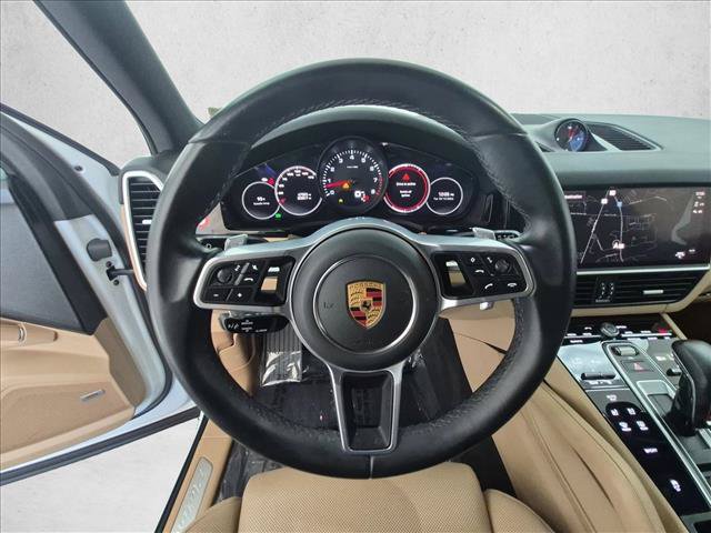 Used 2022 Porsche Cayenne Platinum Edition AWD/4WD image 30