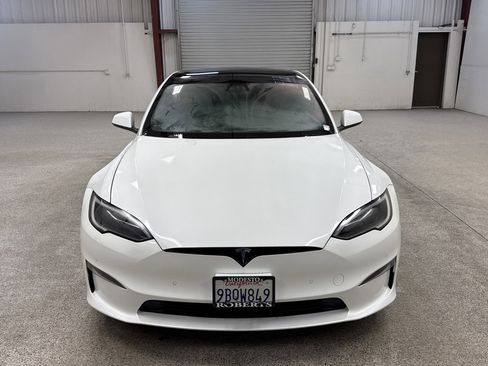 Used 2022 Tesla Model S Base image 45