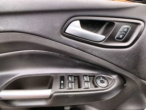Used 2019 Ford Escape SEL AWD/4WD image 13