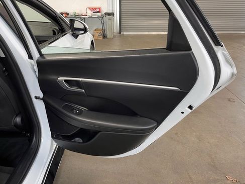 Used 2021 Hyundai Sonata SEL image 15