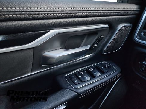 Used 2019 RAM 1500 Laramie AWD/4WD image 21