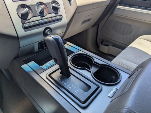 Used 2014 Ford Expedition XLT RWD image 22