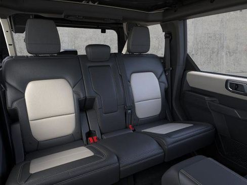 New 2026 Ford Bronco Outer Banks AWD/4WD image 11