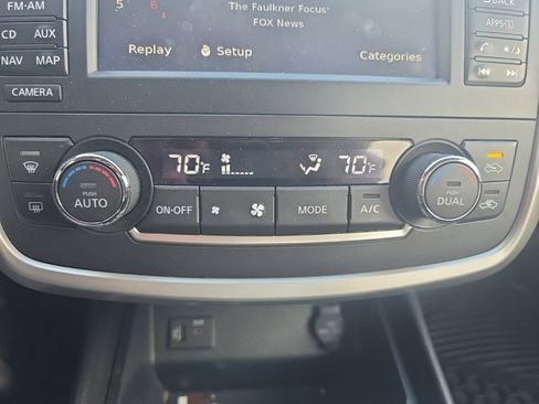 Used 2016 Nissan Altima 3.5 SL w/ 3.5 Technology Package image 24