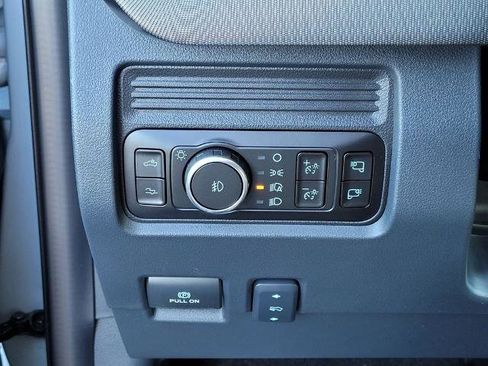New 2026 Ford F250 Platinum AWD/4WD image 14