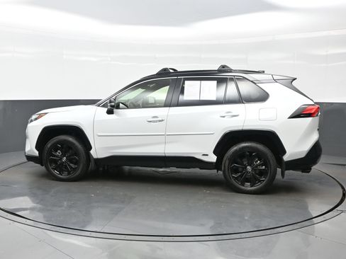 Used 2025 Toyota RAV4 XSE w/ Advanced Technology Package AWD/4WD image 3