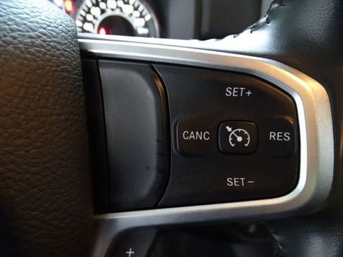 Certified 2022 RAM 1500 Big Horn AWD/4WD image 8