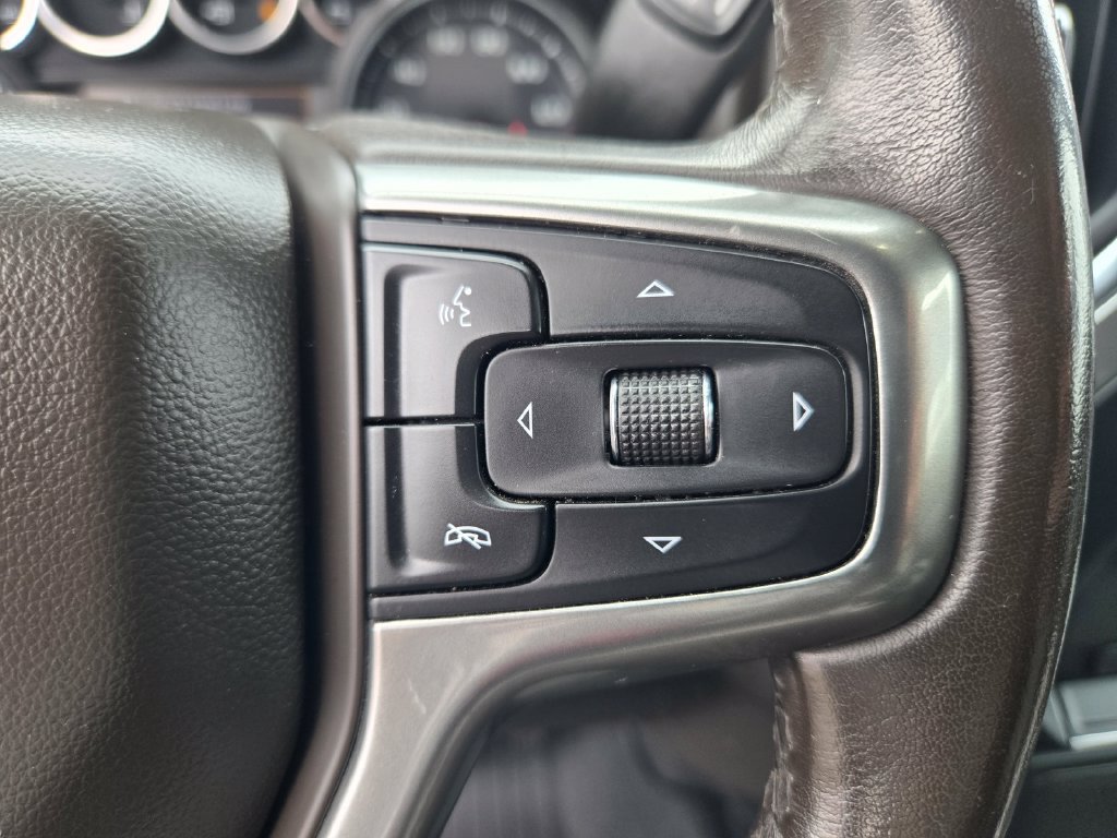 Used 2021 Chevrolet Silverado 1500 LT w/ Bed Protection Package AWD/4WD image 18