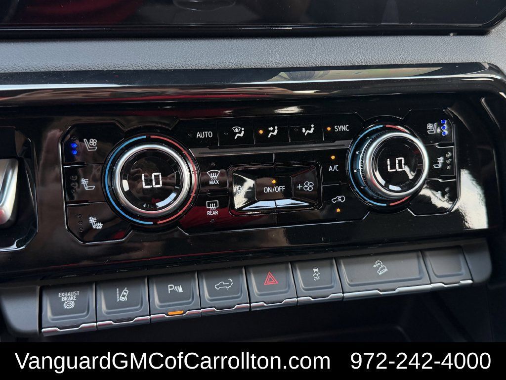 New 2026 GMC Sierra 2500 AT4 w/ AT4 Premium Plus Package AWD/4WD image 16